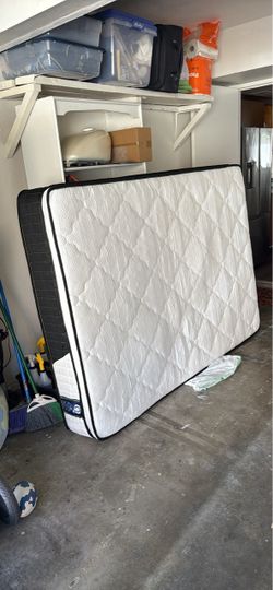 Full size mattress