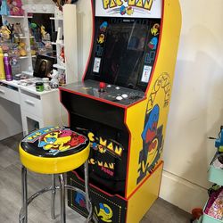 Pac-Man Arcade Machine Arcade1Up