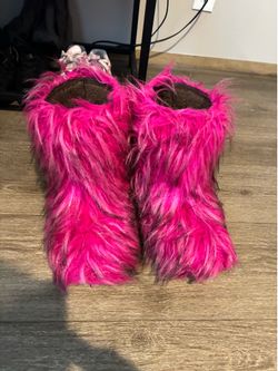 Pink fur boots