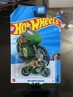 1966 Triumph Tiger 100 Regular Treasure Hunt Hot Wheel