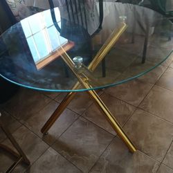 Table And Chairs 