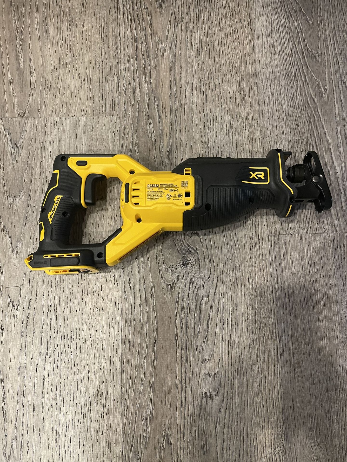 New Reciprocating Saw 20V BRUSHLESS XR (Tool Only Solo Herramienta)