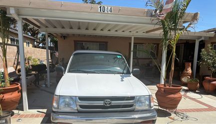 1999 Toyota Tacoma