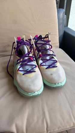 Lebron basketball shoes valentine