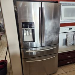 Samsung 4 Door Twin Cooloing Plus Refrigerator 
