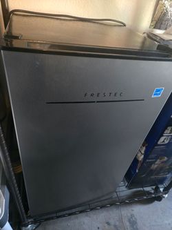 Mini fridge