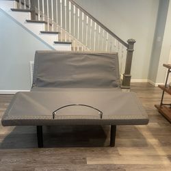 Queen Saatva Adjustable Bed Frame 