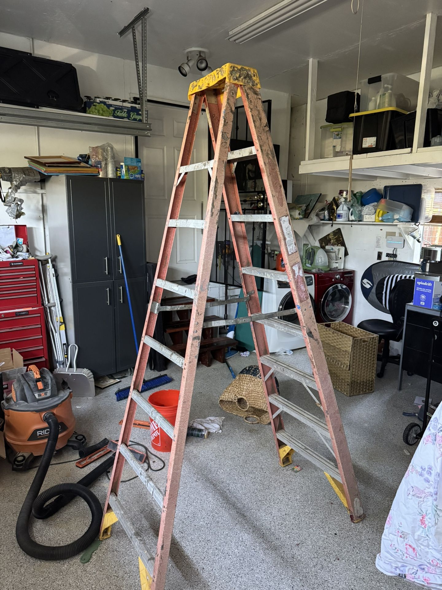8’ Painters Ladder