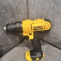 Dewalt DCD771 20V Power Drill (Tool Only) Brand New 