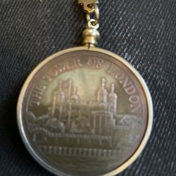 Bronze 1979  Tower Of London Keychain