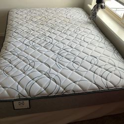 Sealy full size mattress and box spring
