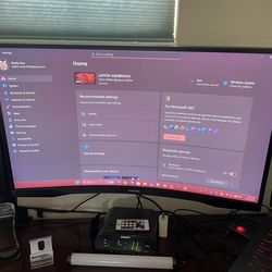 TRADE curved monitor