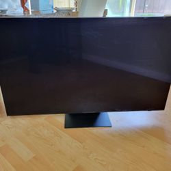 Samsung 55" 4K Smart TV (Cracked Screen) Selling For Parts