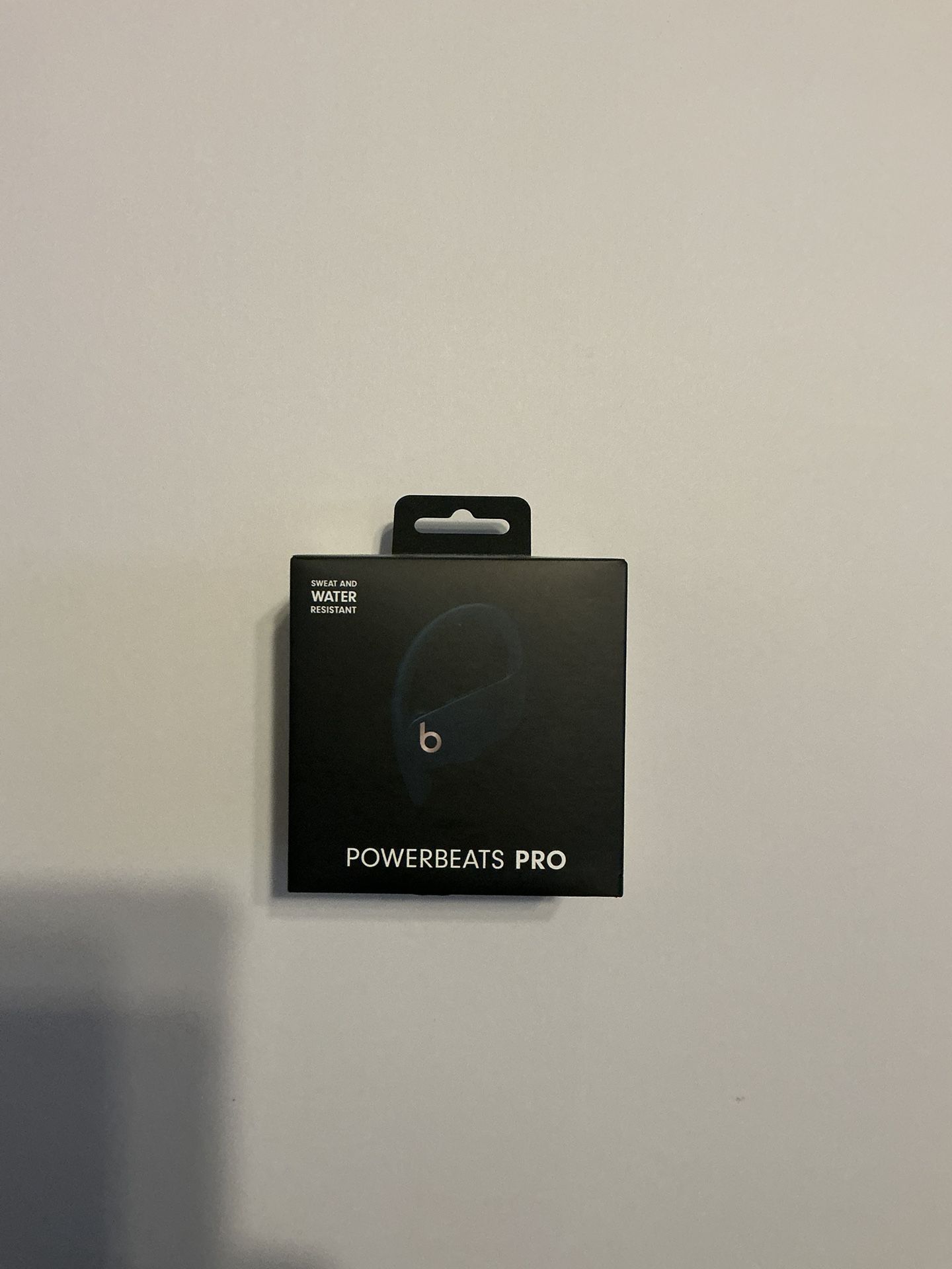 Blue Powerbeats Pro
