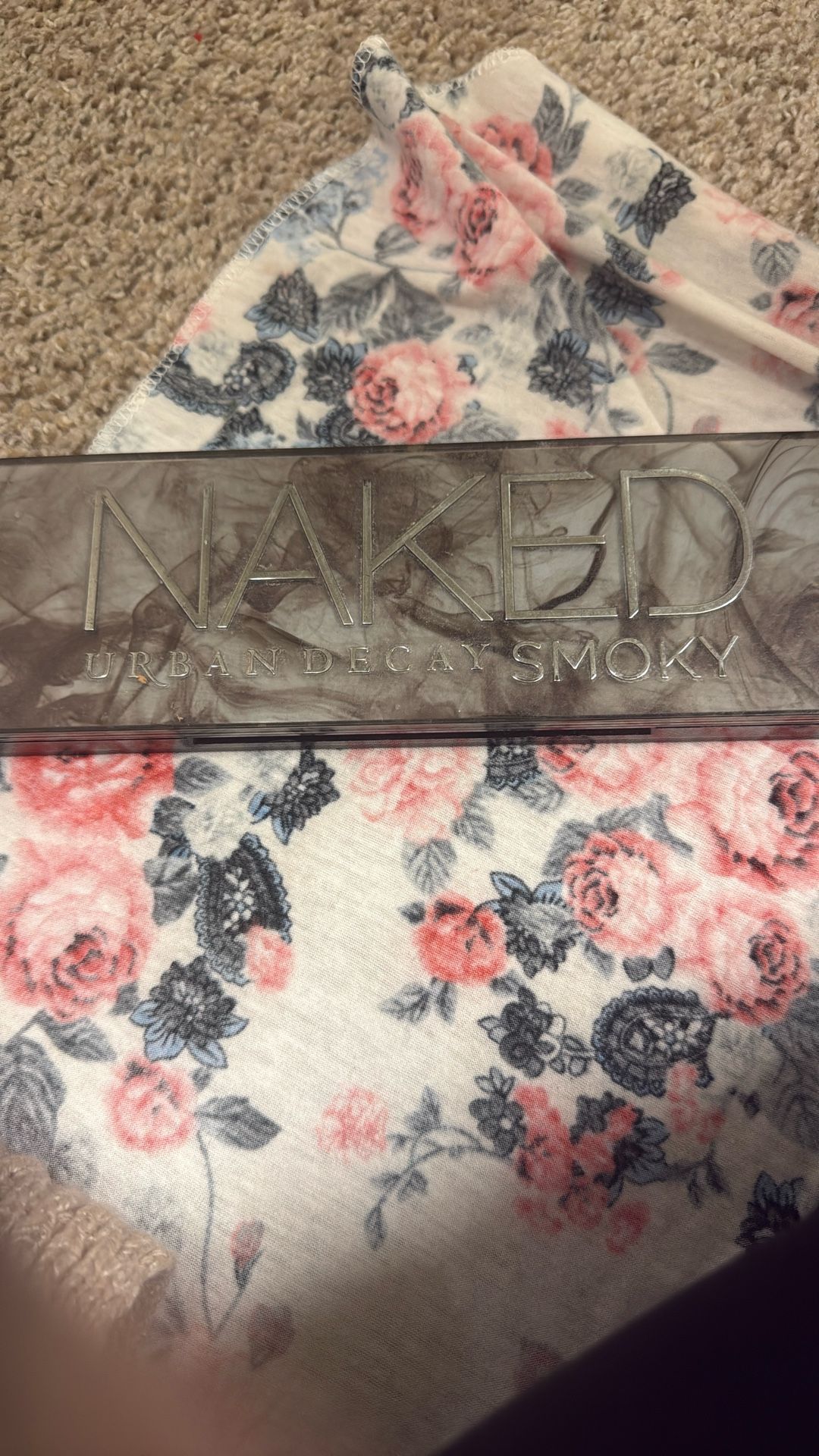 Urban Decay Smoky Palette