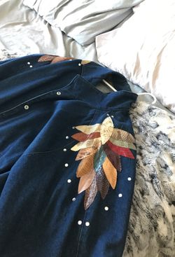 Women’s jean jacket. Good condition