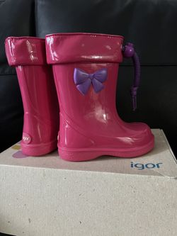 Adorable Igor Rainboots Size 6