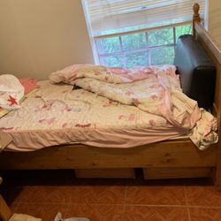 Wood Frame With Mattress 