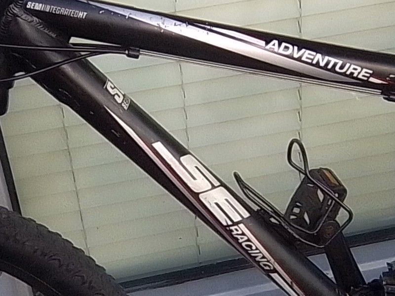 SE Racing Adventure Mountain Bike 17"