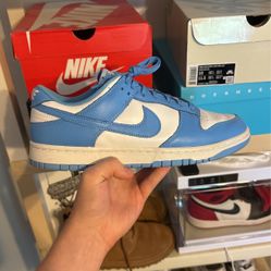 Nike Dunk Low UNC