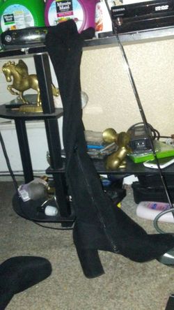 Black High Knee Heels