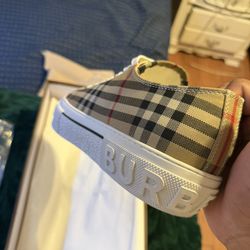 burberry shoes size 11
