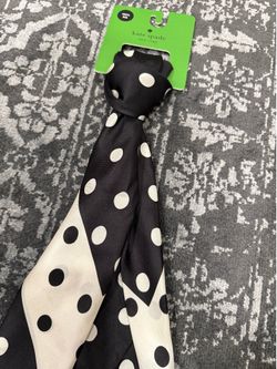 Kate Spade 100% silk taille unique neck scarf/76cm*76cm