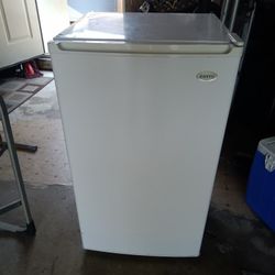 Mini Refrigerator