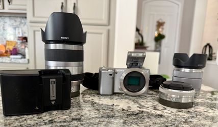 Sony NEX 5 Digital Camera