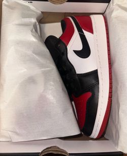 Jordan 1 Low Bred Toe Size 4Y
