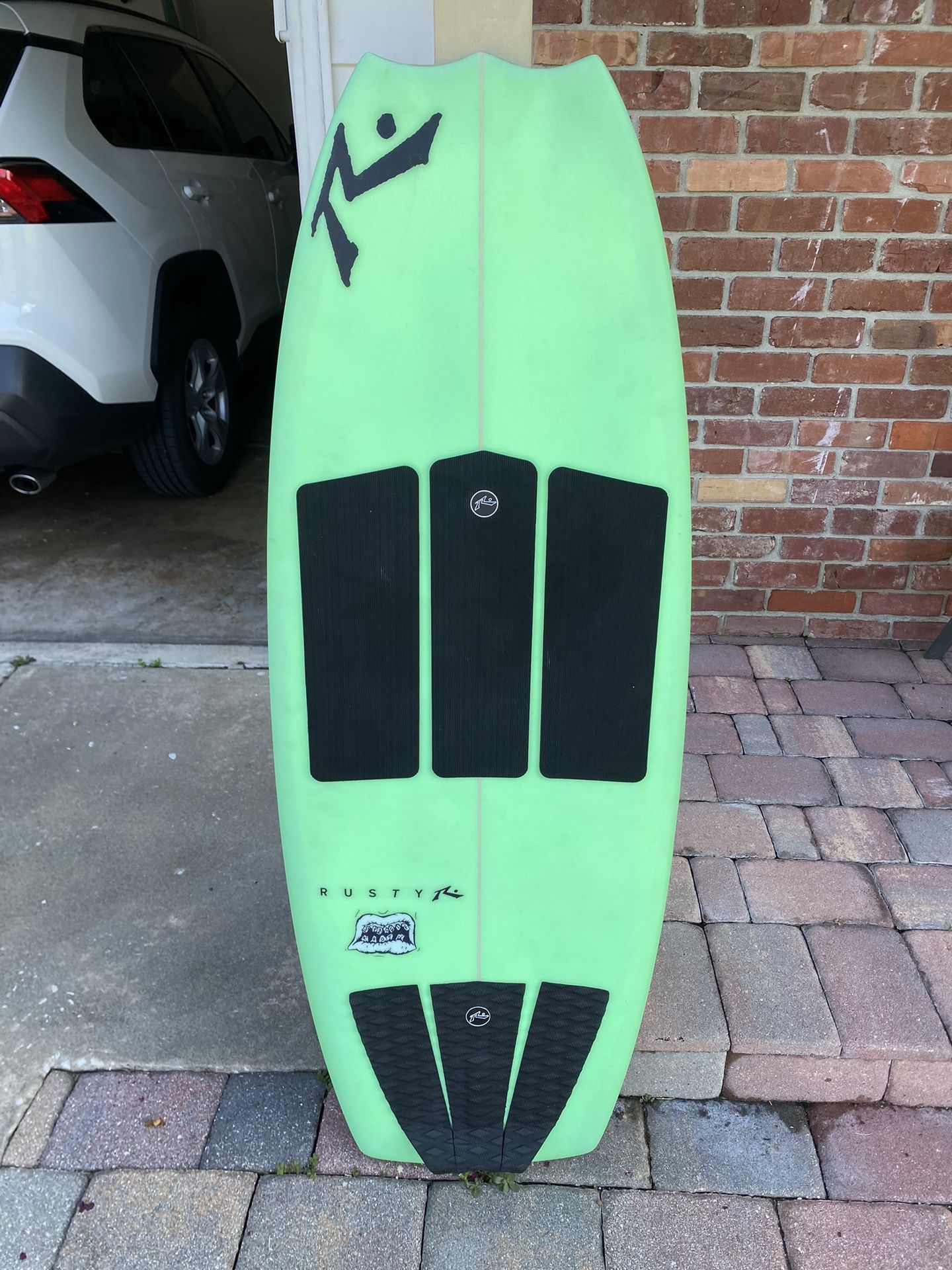 Wakesurfer | Rusty Snaggletooth 2.0