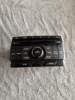 Genesis Coupe Stereo /radio