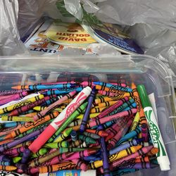 Art Supplies And Kids Toys For Ages 2 To 6