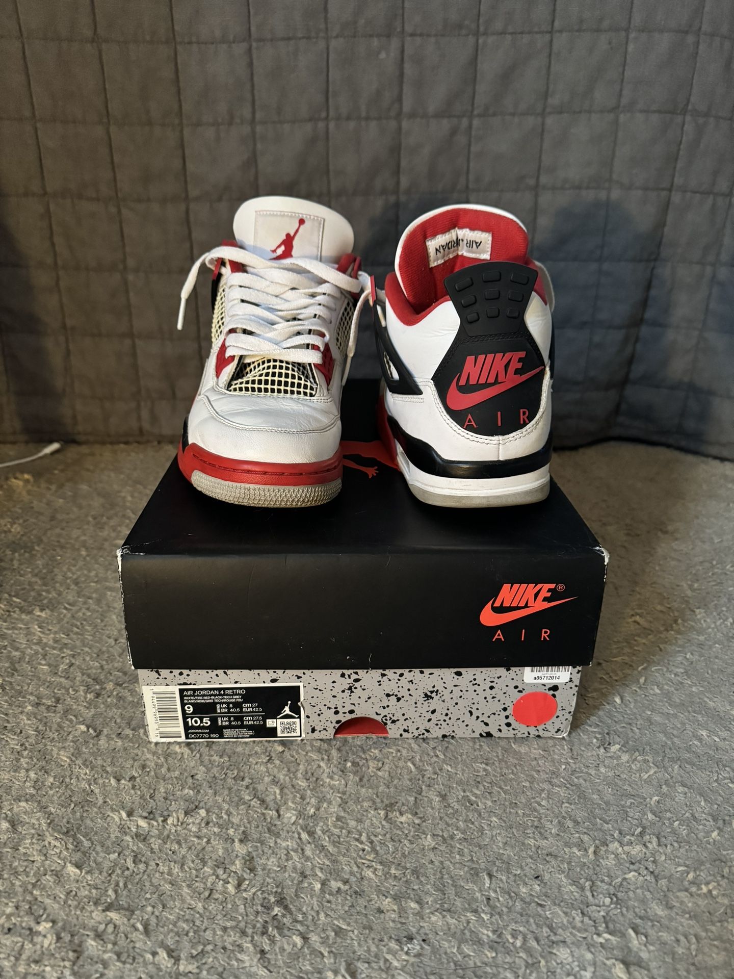 Air Jordan 4 Retro OG “Fire Red” 2020