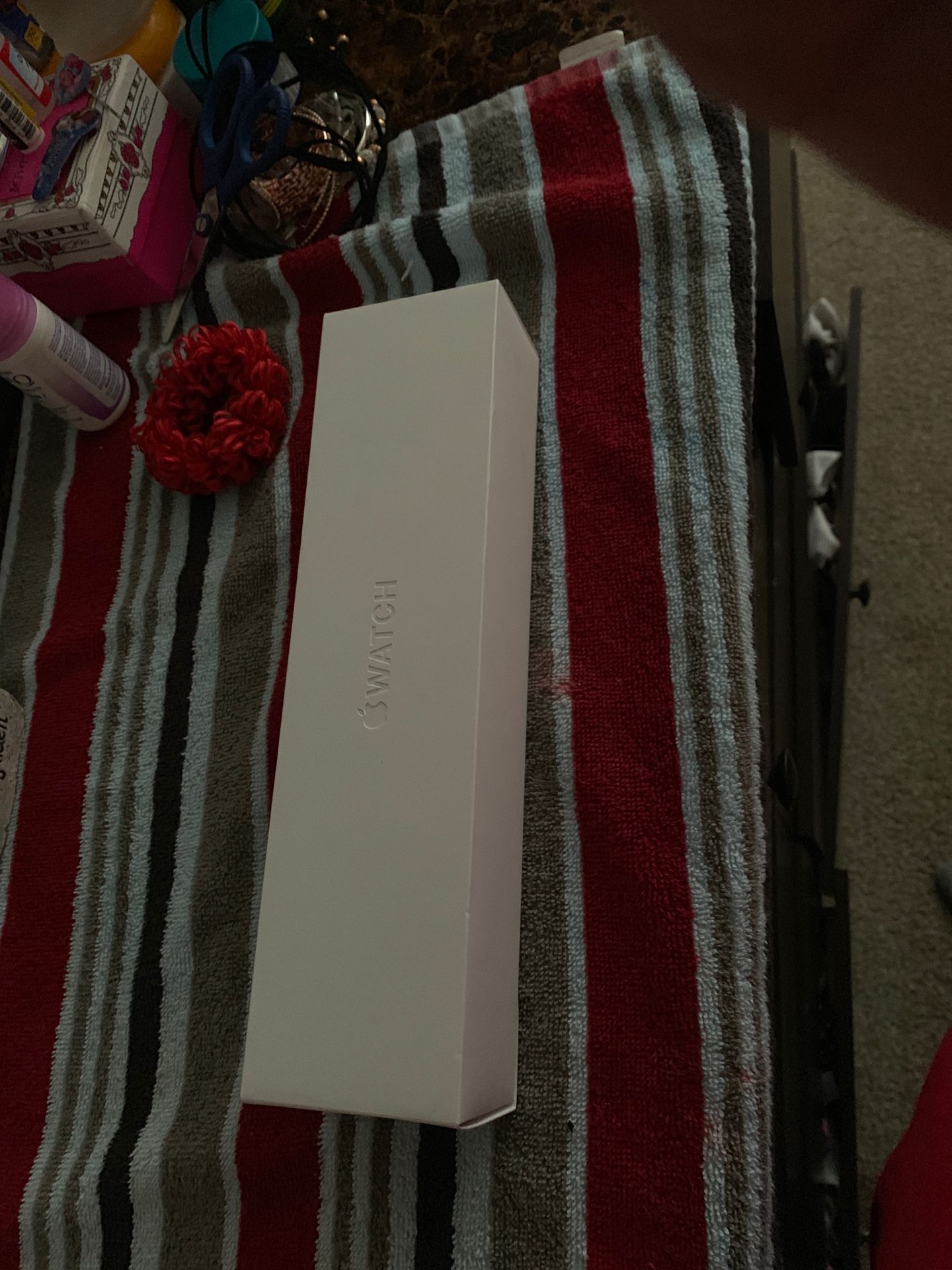 Brand new Apple Watch series 4 / 40 mm (gps + cell)