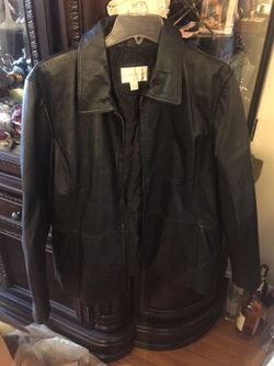 Leather jacket only used twice size large
