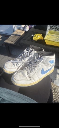 Air Jordan 1 Mid “Aluminum”