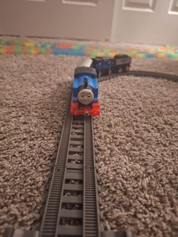 Thomas and Friends Train + Train Tracks