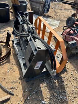New hydraulic fork for skid steer bobcat