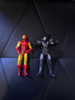 Iron Man and War Machine Action Figures Set