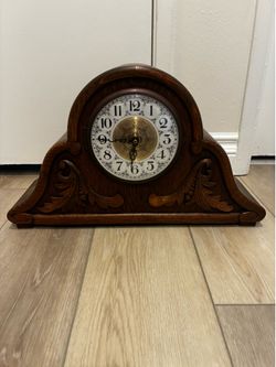 Vintage Napoleon Hat Mantel Clock