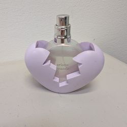 Ariana Grande Perfume 