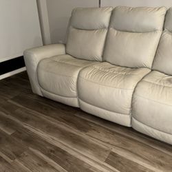 Reclining Sofa / Mueble Reclinable