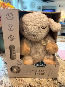 Sleep sheep sound machine never used