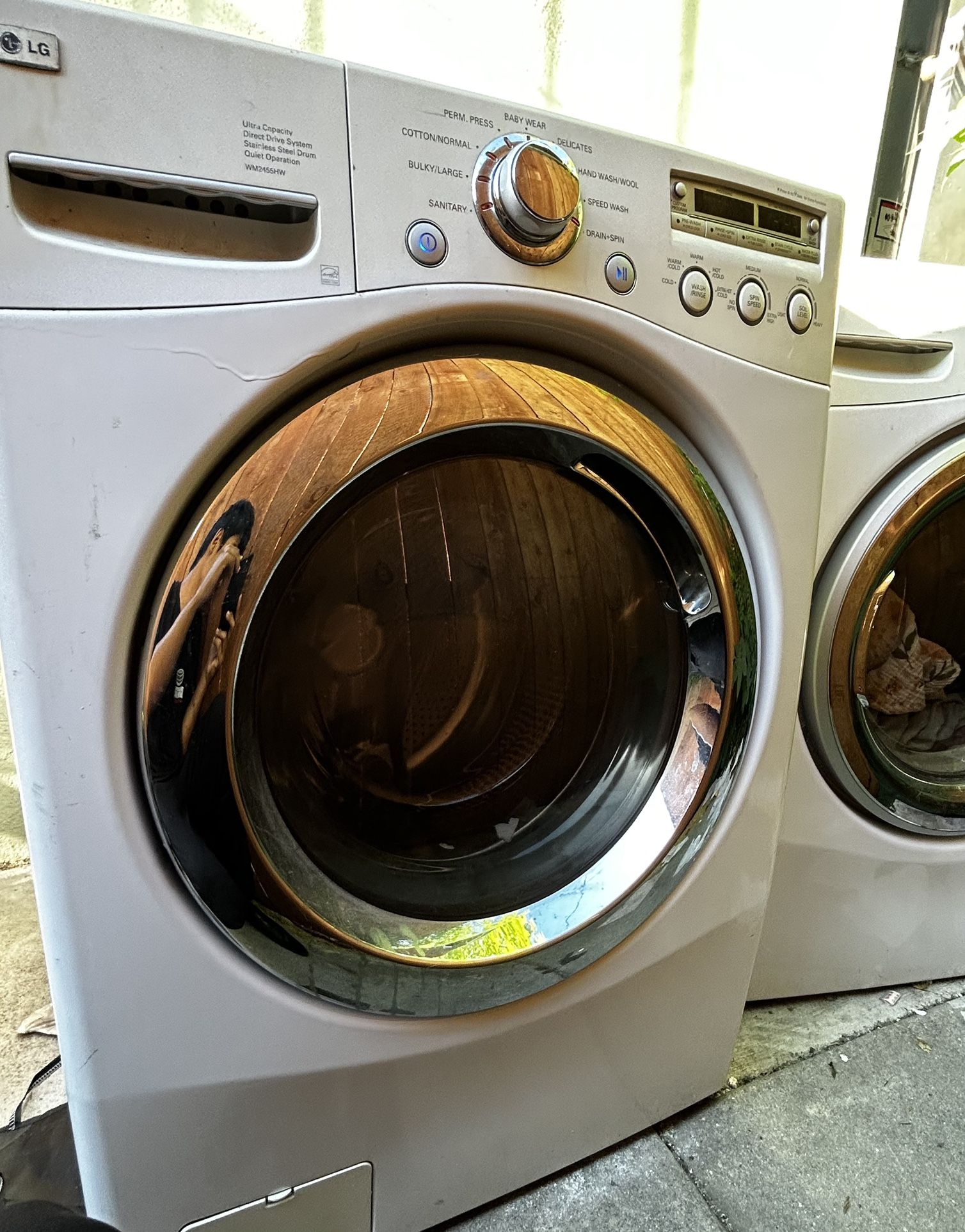 LG Washer & dryer 