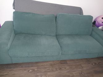 Couch set