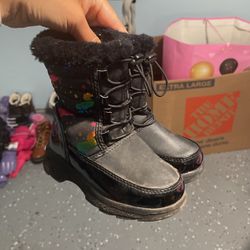Toddler Snow Boots Size 8 