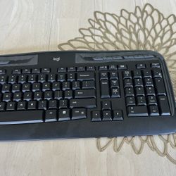 Logo Wireless Keyboard & Mouse