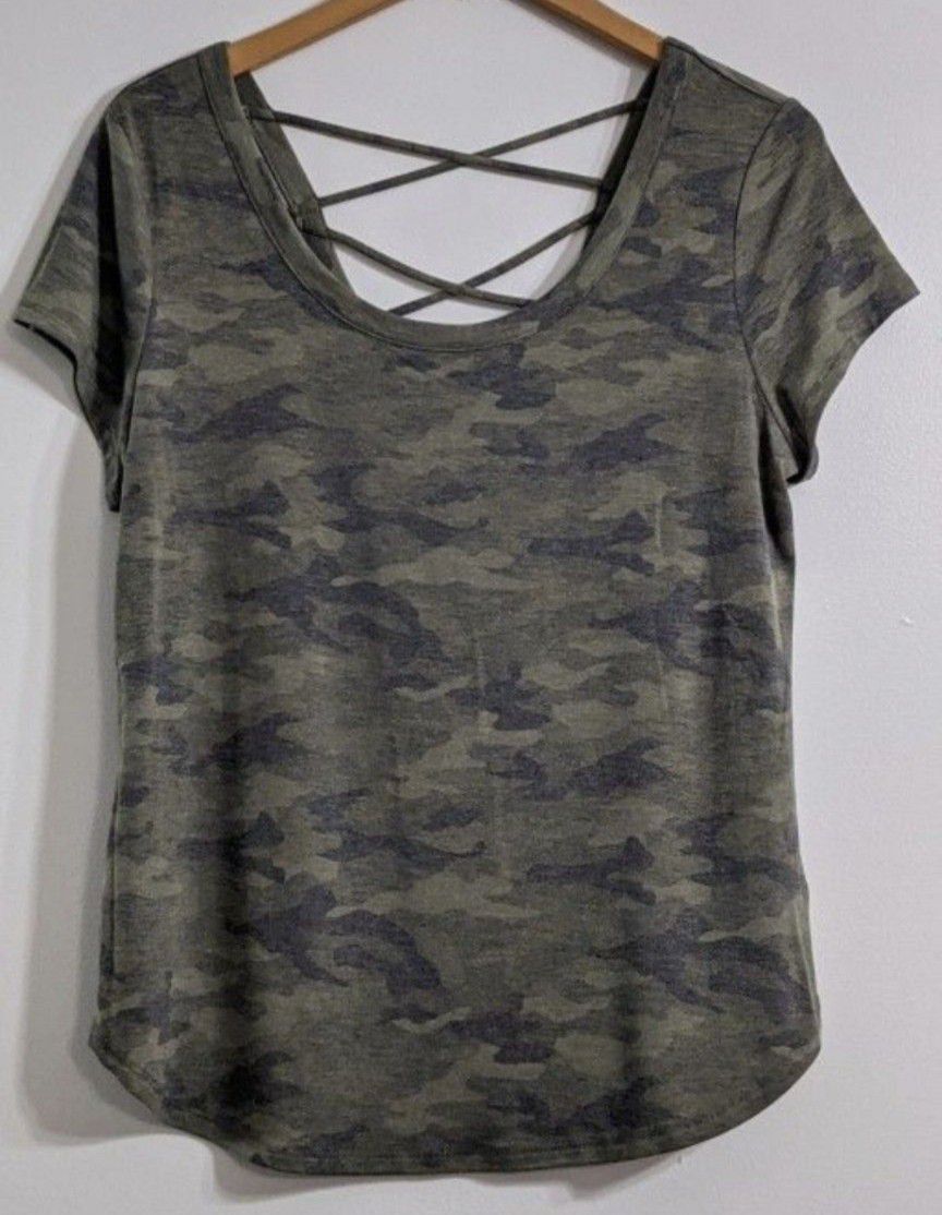 Women's Green Camo Print  Short Sleeve Top With Strappy Back