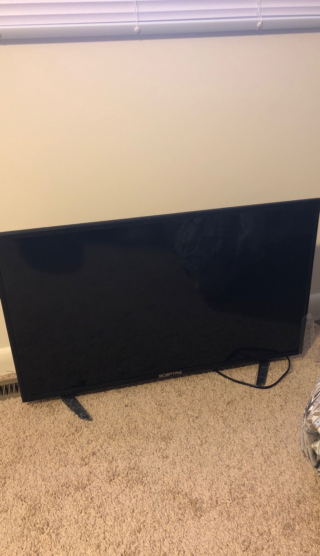 New unused 32 inch TV